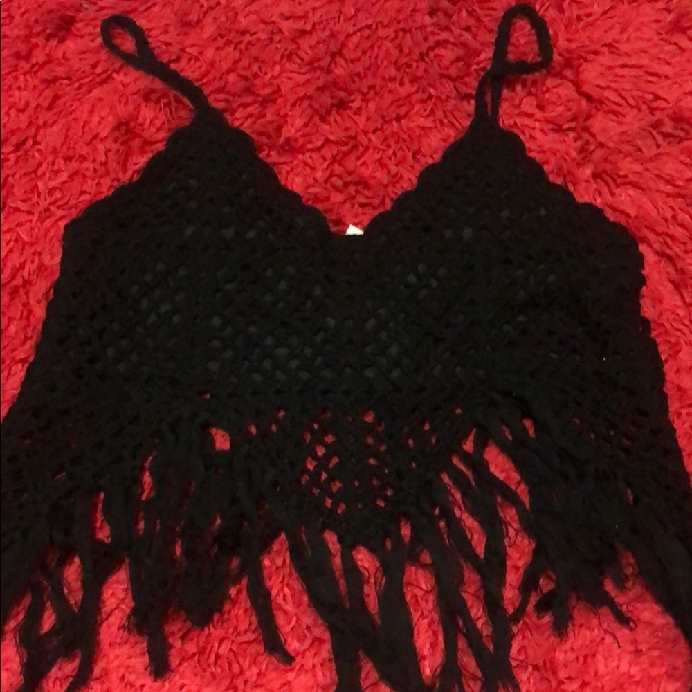 Cute black top